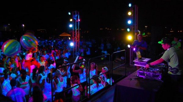 GLOW PARTY HIRE. ULTIMATE UV GLOW PARTY