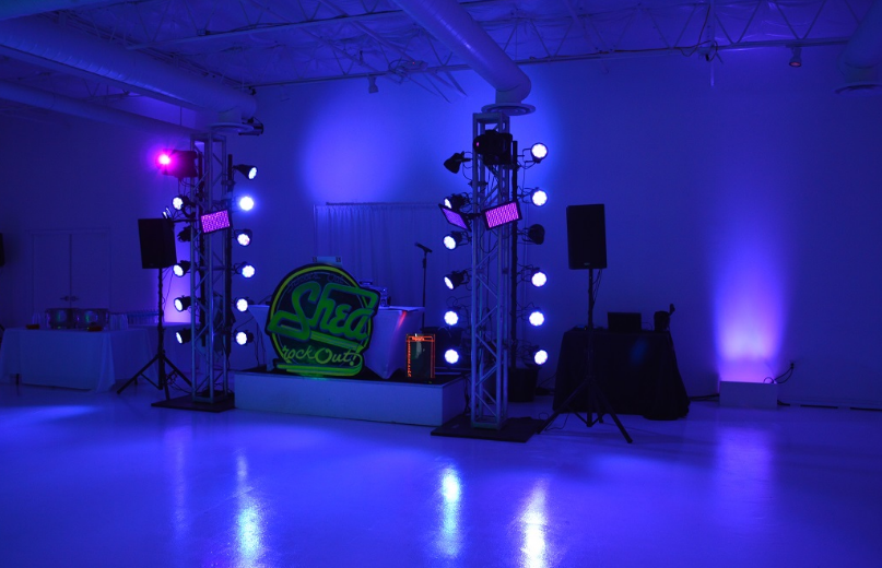 Blacklights Will Make Your Event GLOW!
